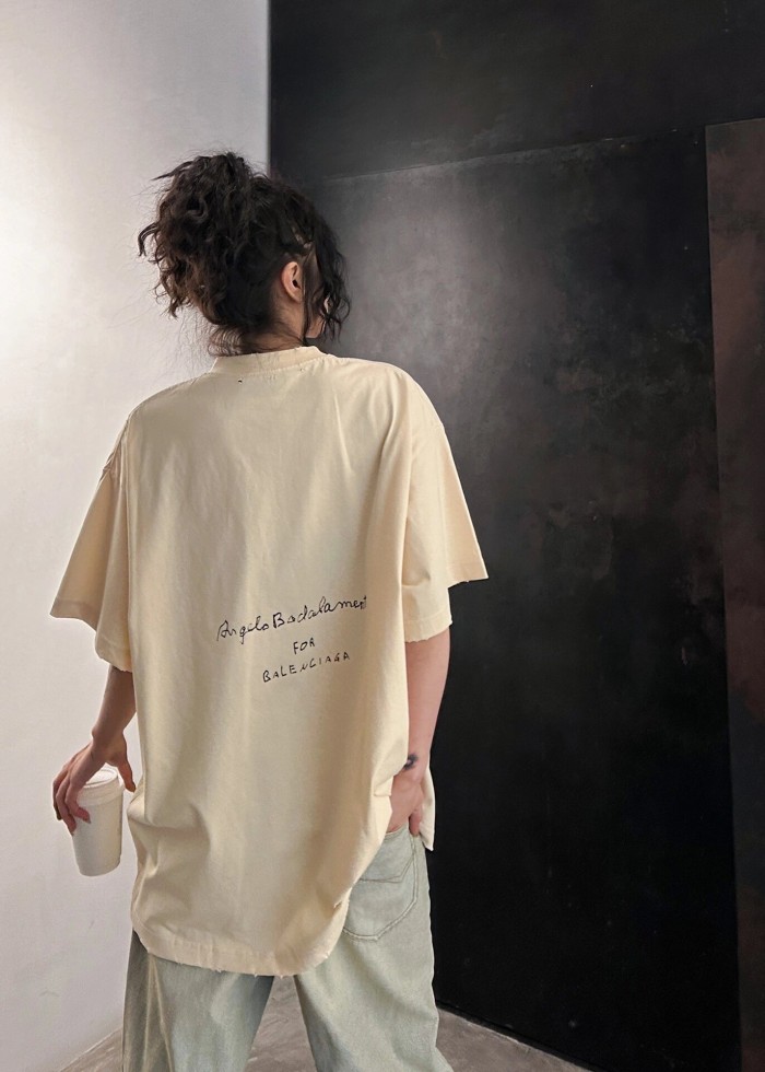 Paris Print Design Medium Fit T-Shirt