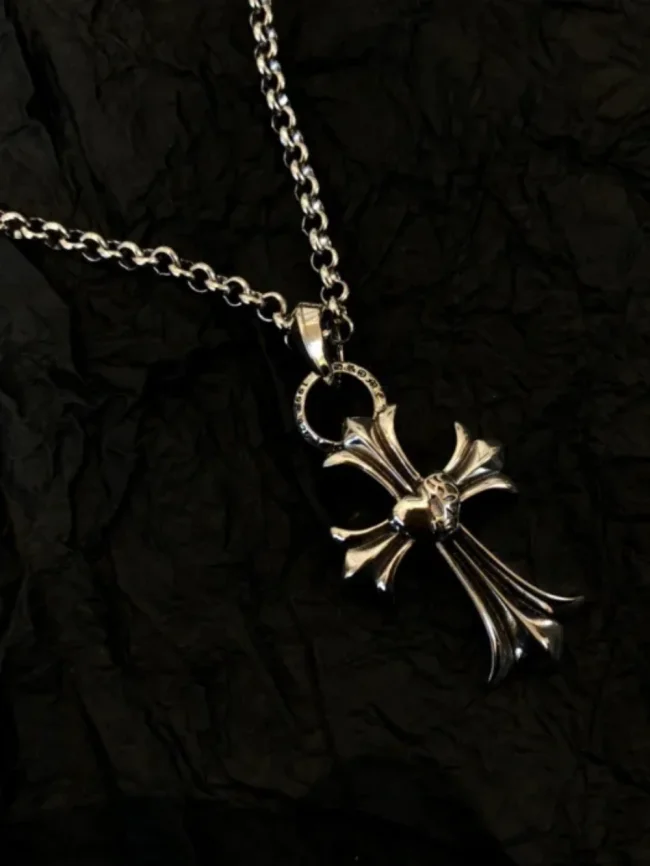 1:1 quality version The heart cross necklace-