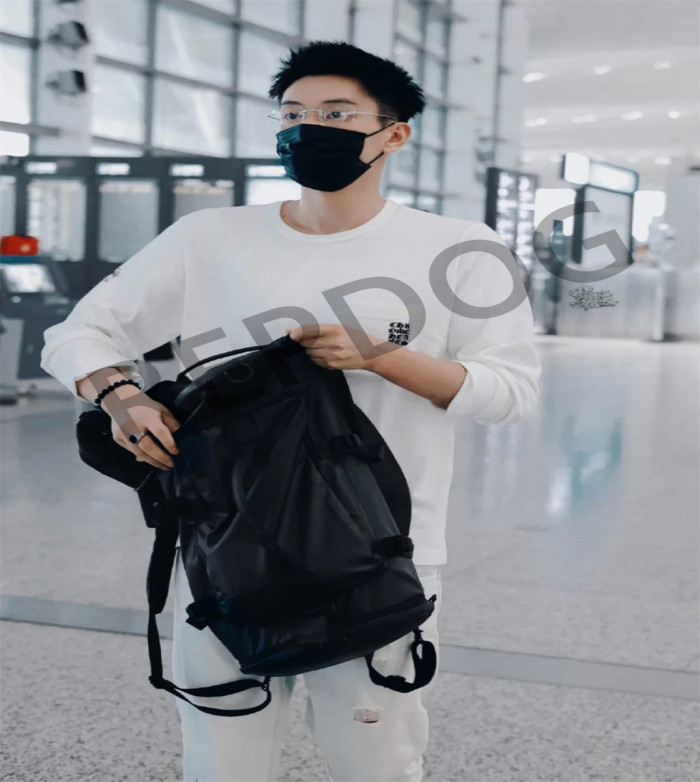 1:1 quality version Chest Pocket Right Sleeve Sanskrit Letter Embroidered Long Sleeve T-Shirt 2 colors