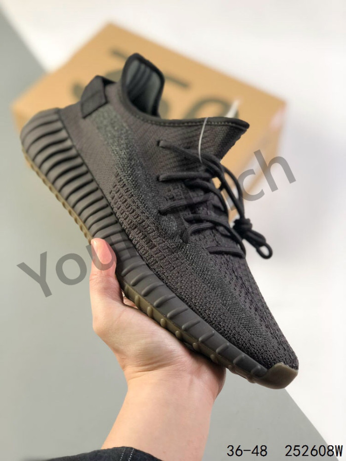 1:1 quality version Breathable and cushioned sports running shoes 26 colors