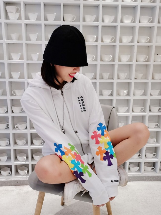  Colorful Leather Embroidery Zipper Sweatshirt 2 colors