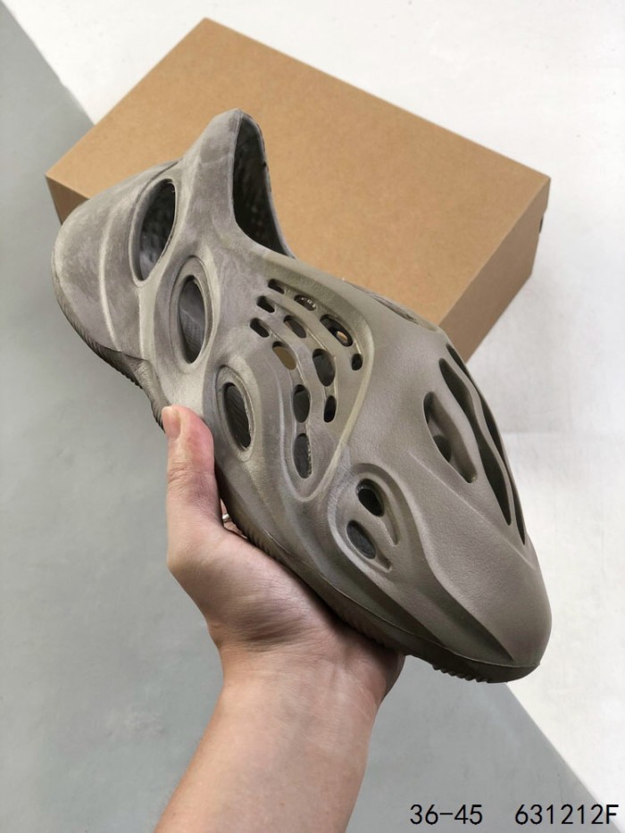Hollow out thick bottom hole shoes 13 colors