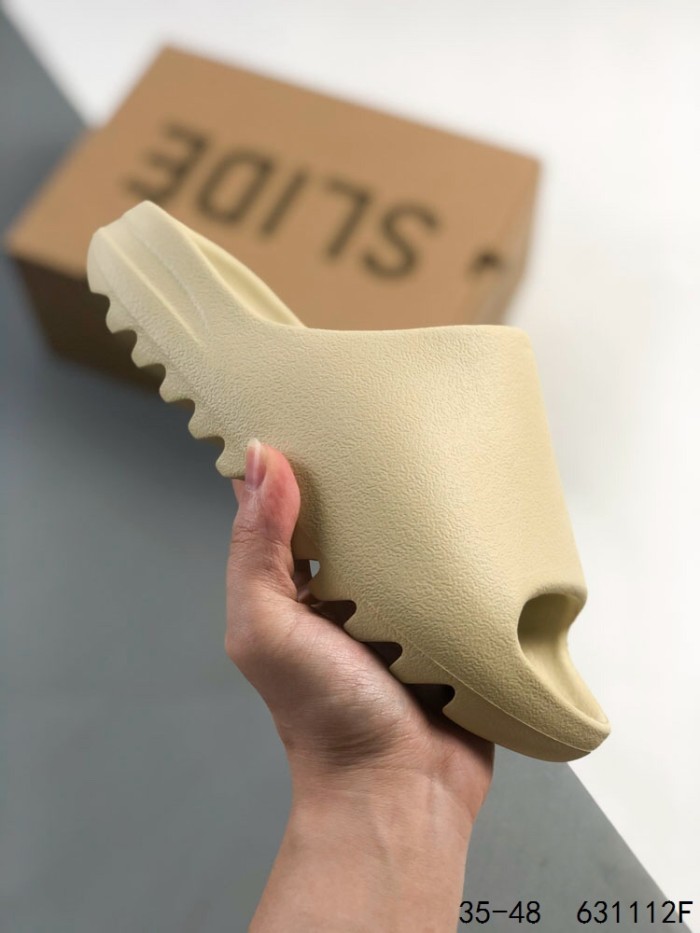 Yeezy Thick Sole Beach slippers 20 colors