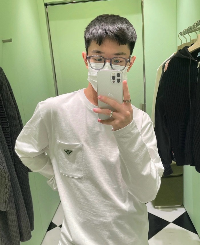 1:1 quality version  Pocket Triangle Label Long Sleeve T-Shirt 2 colors