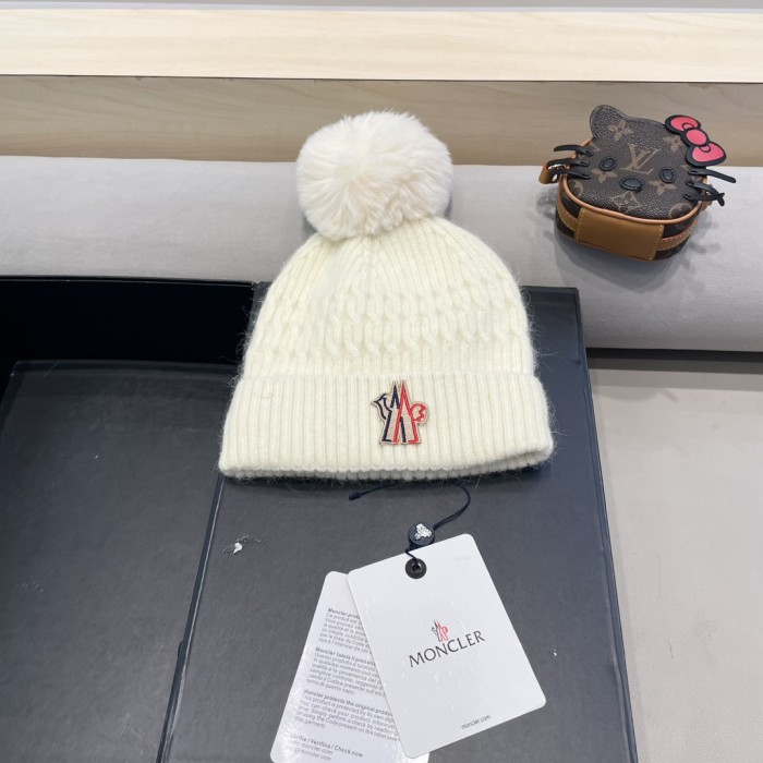 1:1 quality version Twisted Knit Padded Cold beanie 4 colors