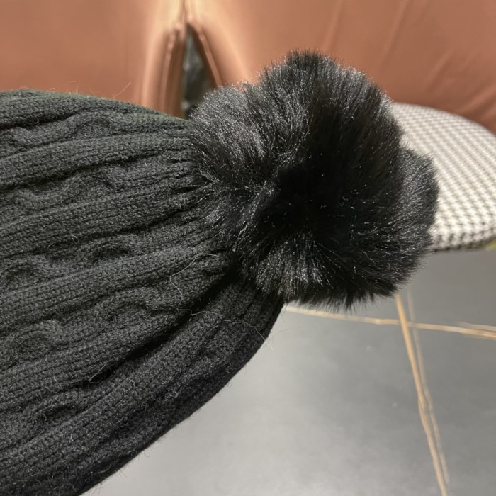 1:1 quality version Twisted knit and fluff ball padded cold beanie 5 colors