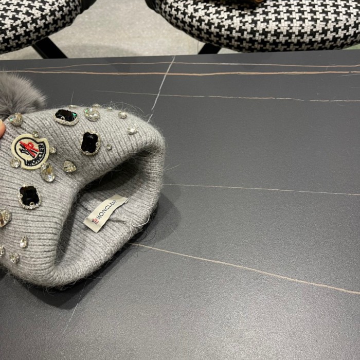 1:1 quality version Jeweled Rhinestone Rabbit Fur Knit Cold beanie 3 colors