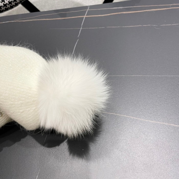 1:1 quality version Jeweled Rhinestone Rabbit Fur Knit Cold beanie 3 colors