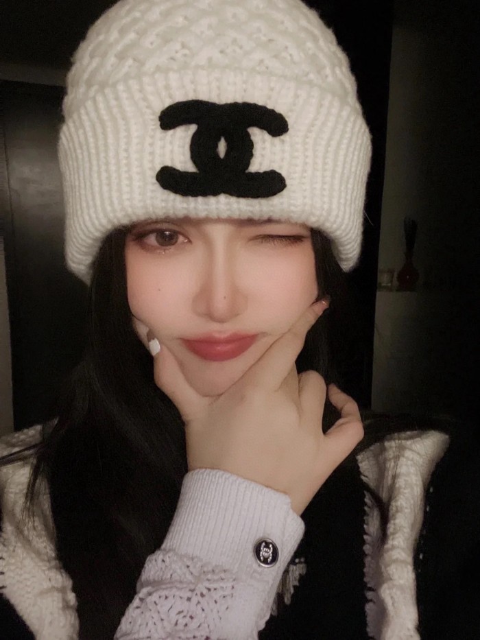 1:1 quality version Pineapple Pattern Double C logo Knit Wool beanie 5 colors