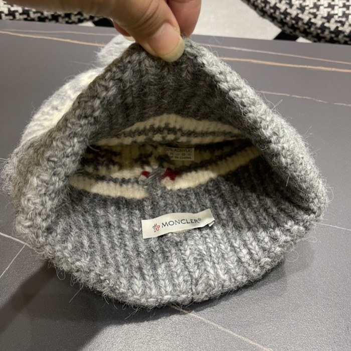 1:1 quality version Christmas Element Colorblocked Knitted Hairball Cold beanie 4 colors