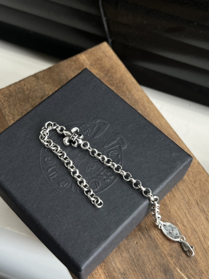 Gothic Vintage Small Boat Anchor Bracelet