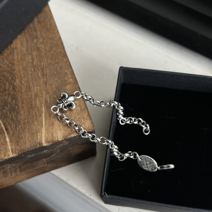 Gothic Vintage Small Boat Anchor Bracelet