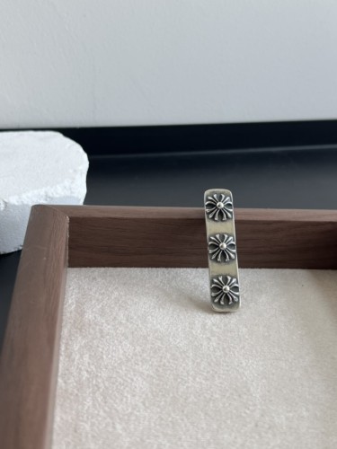 Cross hair clip