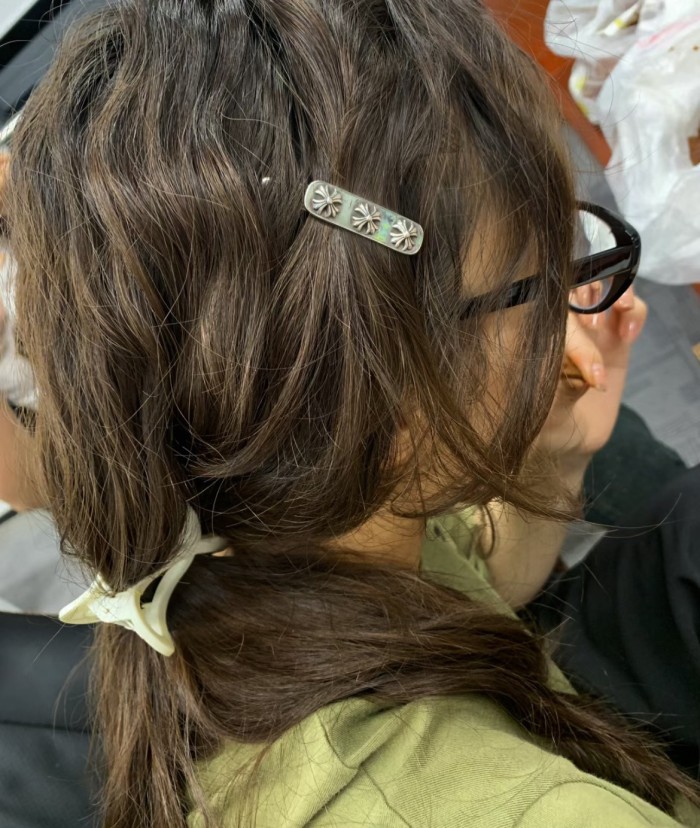 Cross hair clip
