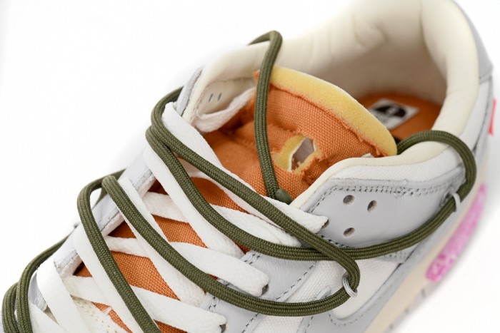  N  SB Dunk Low OW Lot 22 DM1602-124
