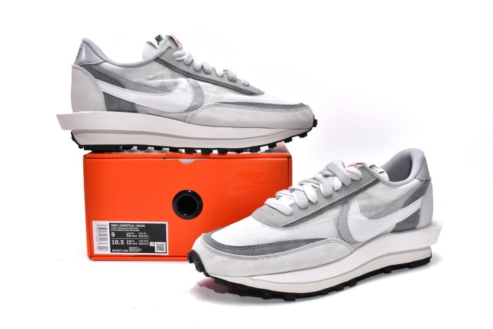  N LD Waffle sacai Summit White BV0073-100
