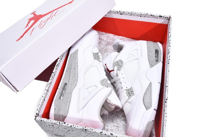 ［plus-size shoes]Air @j4 Retro White Oreo CT8527-100