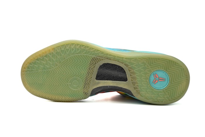  N Kobe 8 System 'GC' Venice Beach 555286-002