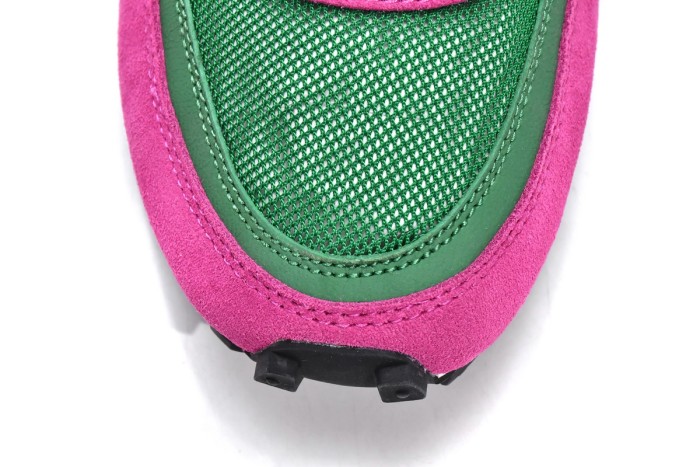  N LD Waffle sacai Pine Green BV0073-301