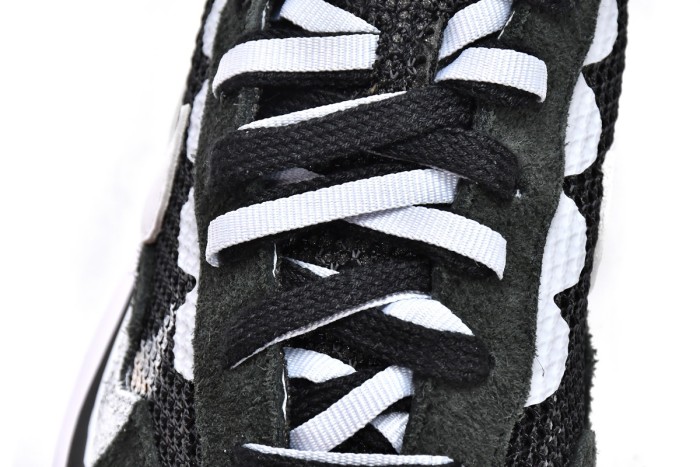 Sacai x  N Pegasua Vaporfly Black White CV1363-001