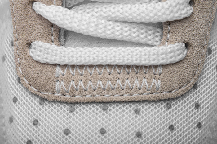 N  Air Force 1 Low OW  AO4606-100