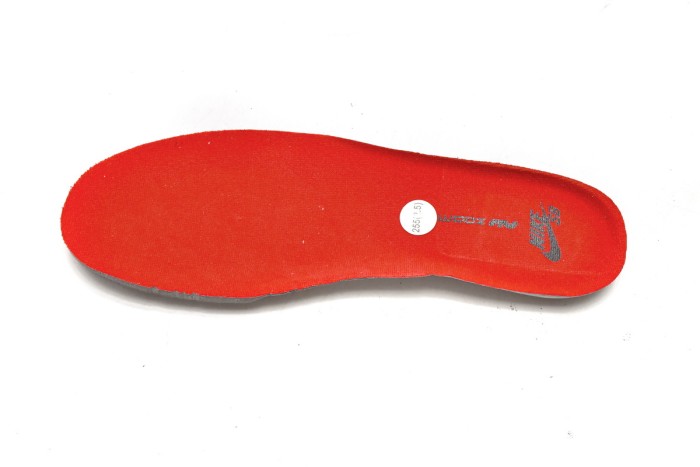 N  SB Dunk Low Cherry DM0807-600