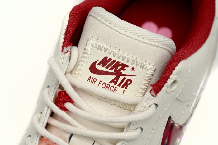 N  Air Force 1 Low '07 SE PRM Valentine's Day FZ5068-161