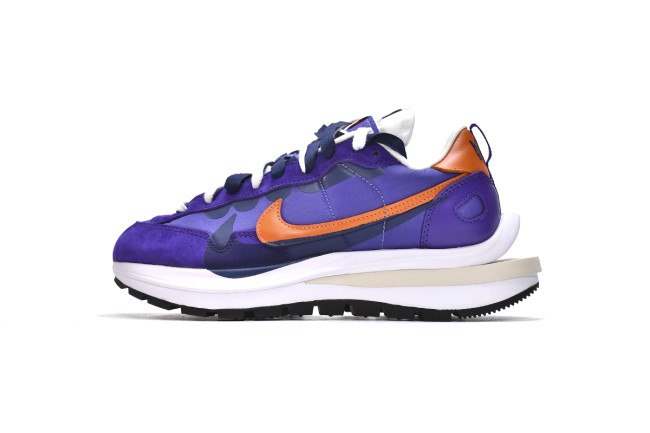  N Vaporwaffle sacai Dark Iris DD1875-500