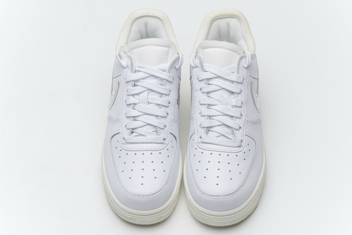 N  Air Force 1 Low OW  ComplexCon (AF100) AO4297-100