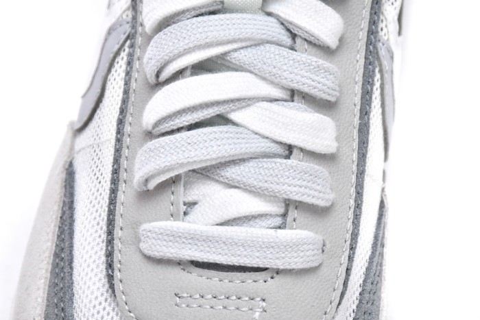  N LD Waffle sacai Summit White BV0073-100