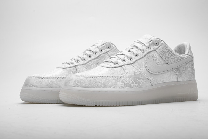 N  Air Force 1 Low CLOT 1WORLD (2018) AO9286-100