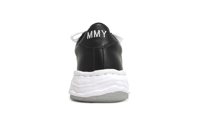 M@ison Mih@r@ OG Sole Low White Black A08FW706