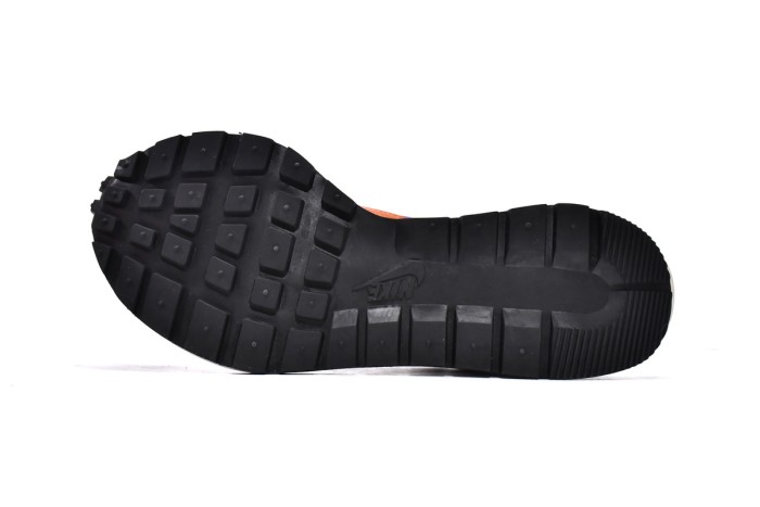  N Vaporwaffle sacai Dark Iris DD1875-500