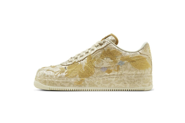 N  Air Force 1 Low '07 Year of the Dragon (2024) HJ4285-777