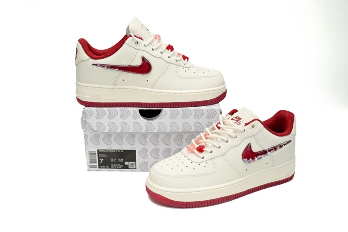 N  Air Force 1 Low '07 SE PRM Valentine's Day FZ5068-161