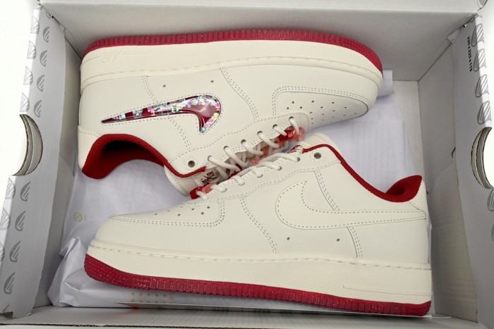 N  Air Force 1 Low '07 SE PRM Valentine's Day FZ5068-161