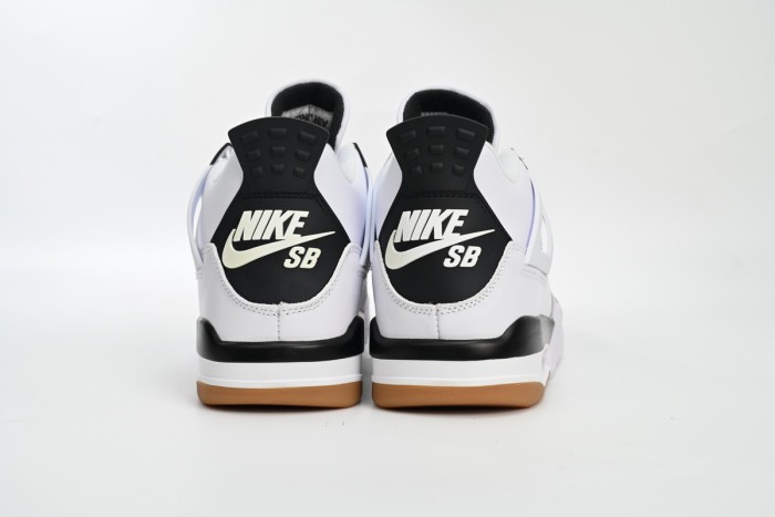 ［plus-size shoes]N SB x Air @j4 Retro White Black DR5415-100