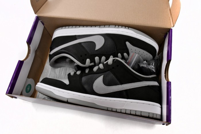  N  Dunk SB Low J-Pack Shadow BQ6817-007