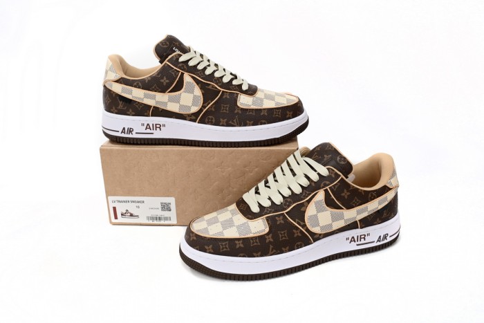 L  Trainer Sneaker x N  Air Force 1