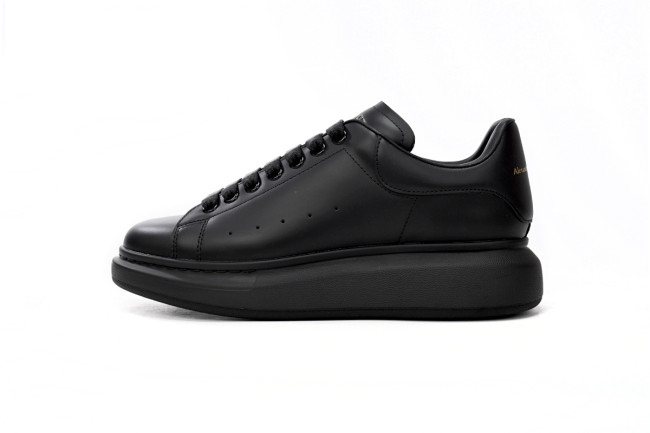 MQ Oversized Black