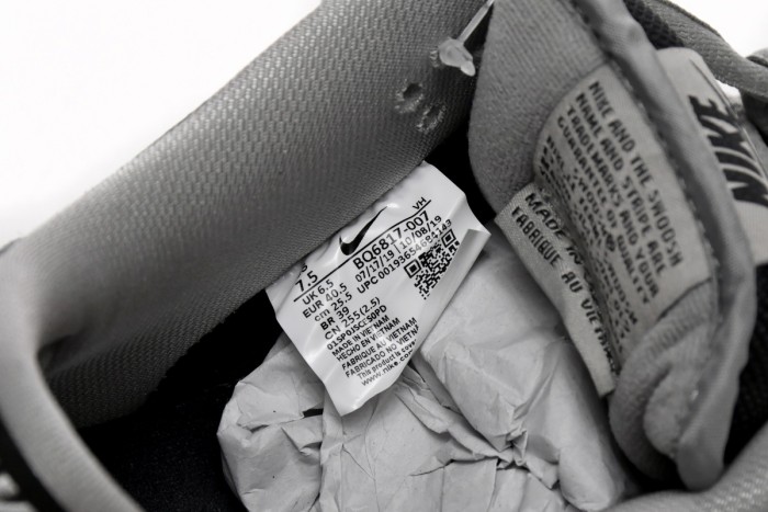  N  Dunk SB Low J-Pack Shadow BQ6817-007