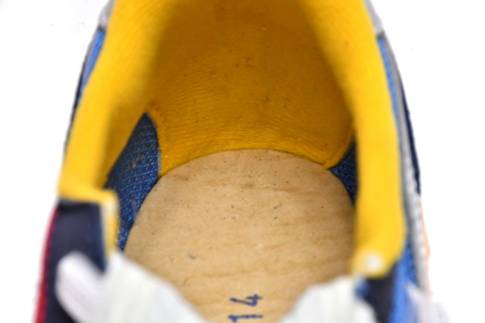  N LD Waffle Sacai Blue Multi BV0073-400