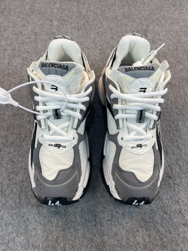 1:1 quality version B Runner Grey White Black 772774W3RNY9012
