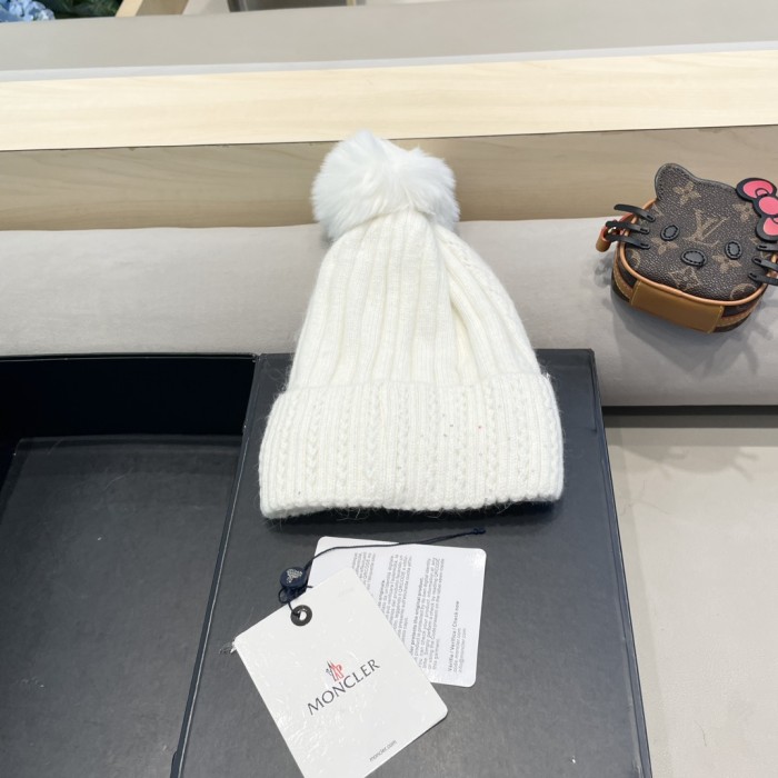 1:1 quality version Padded windproof ear protection twisted knit beanie 4 colors