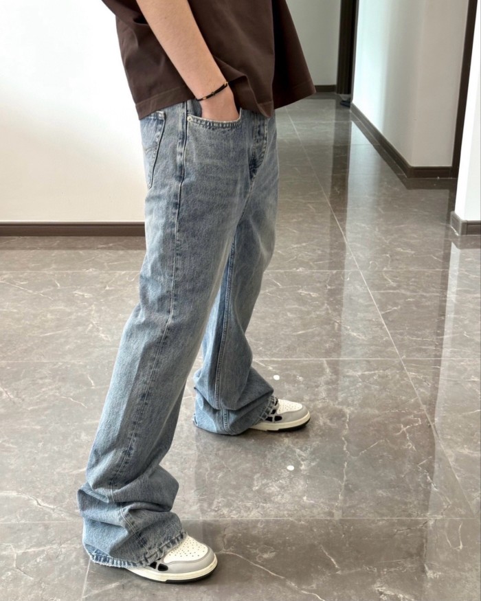 1:1 quality version Ice Blue Washed Destroyed Aged Straight Leg Micro Jeans
