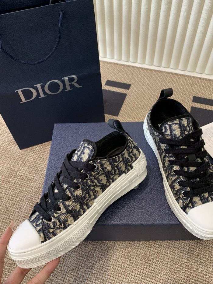 1:1 quality version B23 Classic Oblique Print Low Top Board Shoes 2 colors