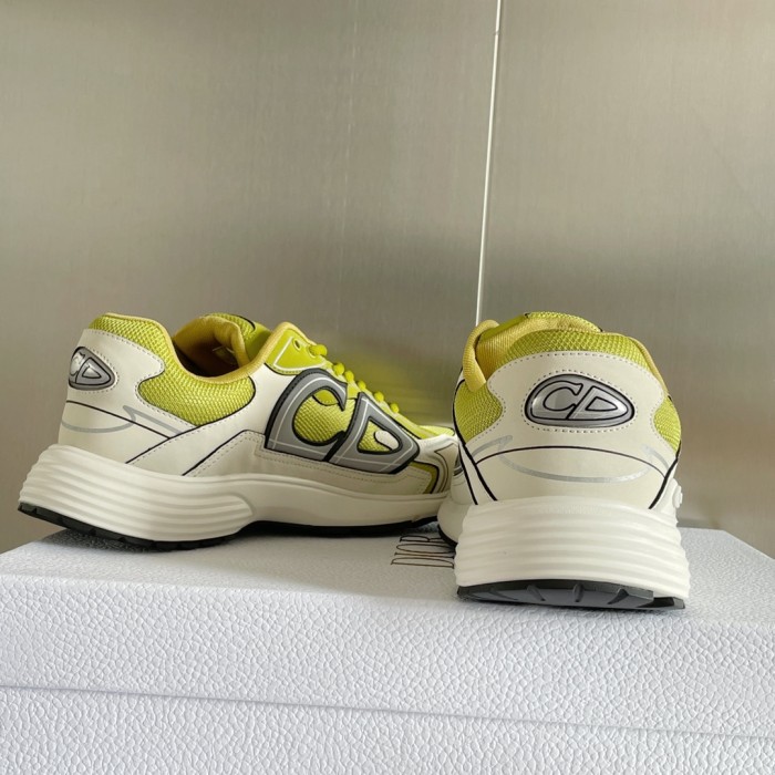 1:1 quality version Leather and mesh fabric patchwork reflective sneakers 35 colors 27736899