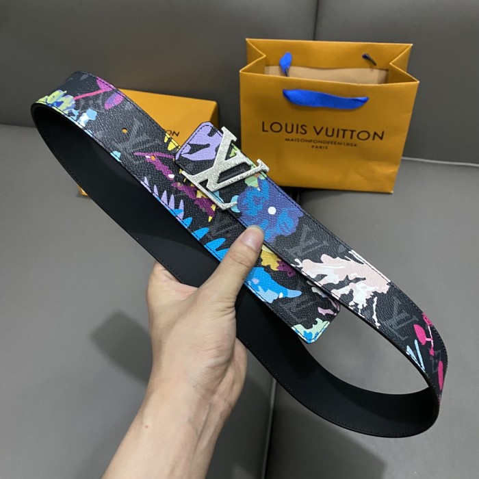  1:1 quality version Floral Graffiti Letter Buckle Belt 3 colors【Width 4 cm】