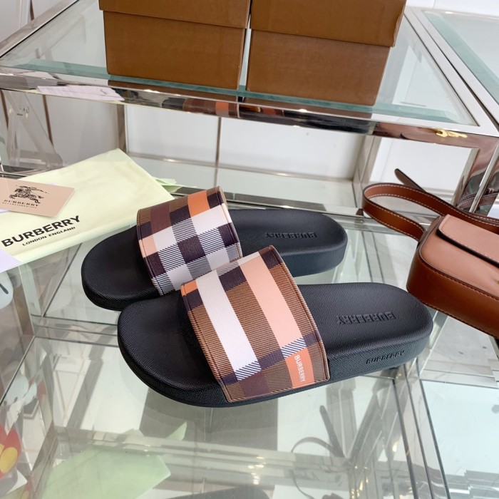 1:1 quality version Classic Check War Horse Print Slipperss 8 colors