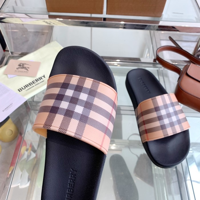 1:1 quality version Classic Check War Horse Print Slipperss 8 colors